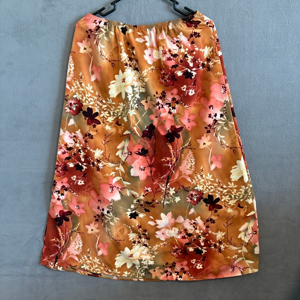 Floral Elastic Waist A-Line Midi Skirt in Rust and Pink